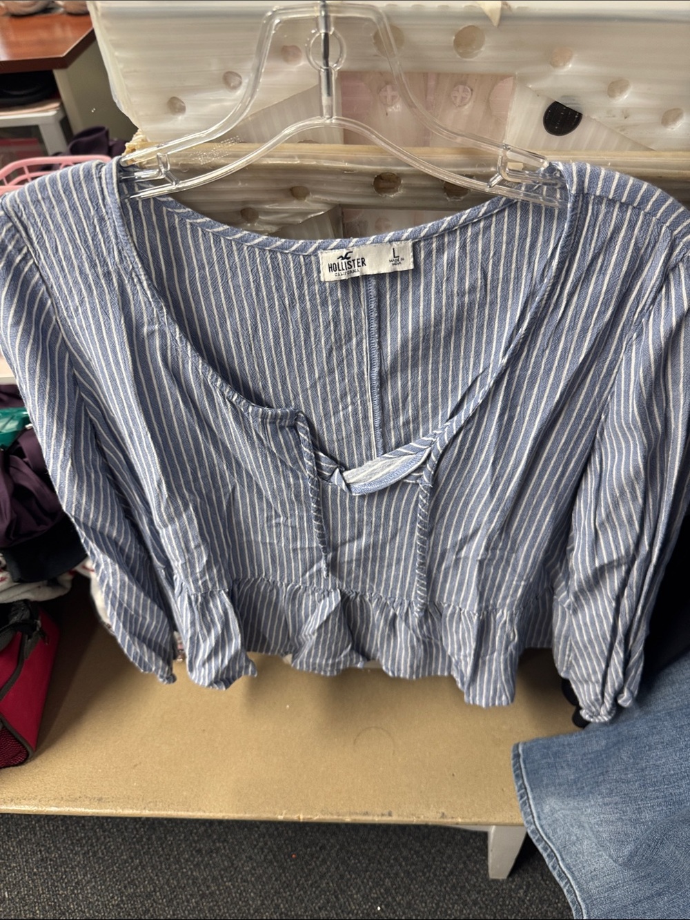 Hollister striped top L // 092726